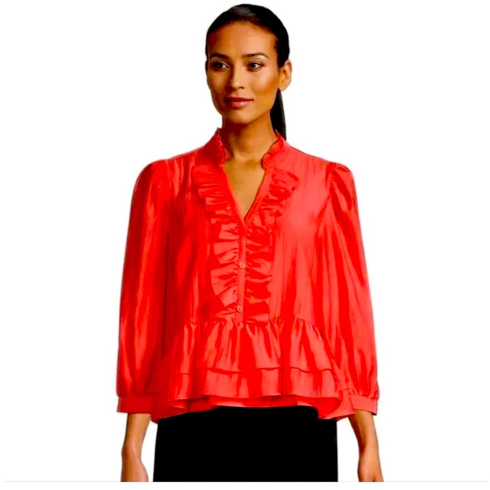 KARL LAGERFELD
PARIS RUFFLES HIGH
NECKLINE 3/4
SLEEVES FRONT Coral Blouse